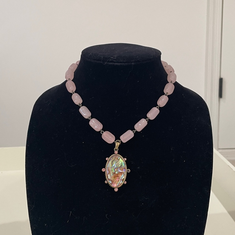 Rose quartz Aboline shell pink necklace